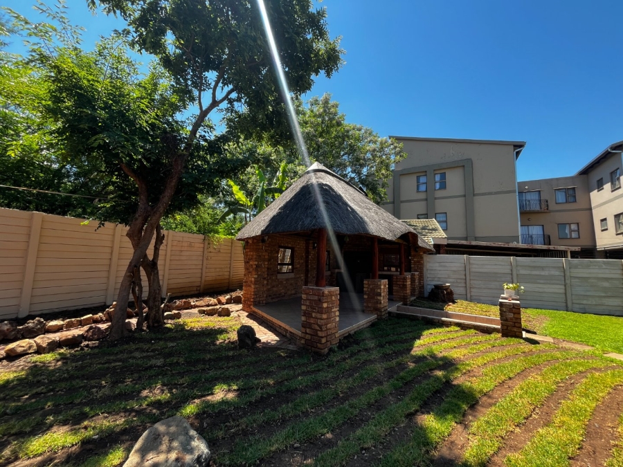 To Let 4 Bedroom Property for Rent in Schoemansville North West